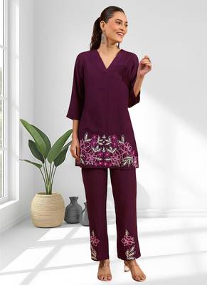 Women's silk blend wine embroidered short kurta with pant 3