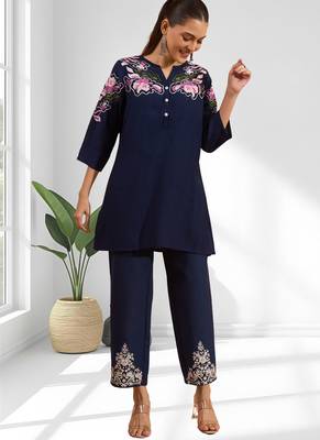 Women's cotton, linen navy blue embroidery short kurta with pant 3