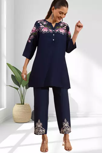 Women's cotton, linen navy blue embroidery short kurta with pant