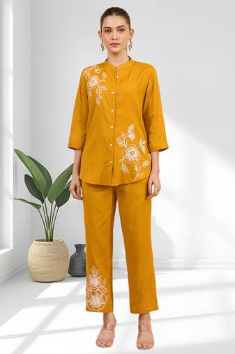 Women's cotton, linen mustard embroidered short kurta with pant