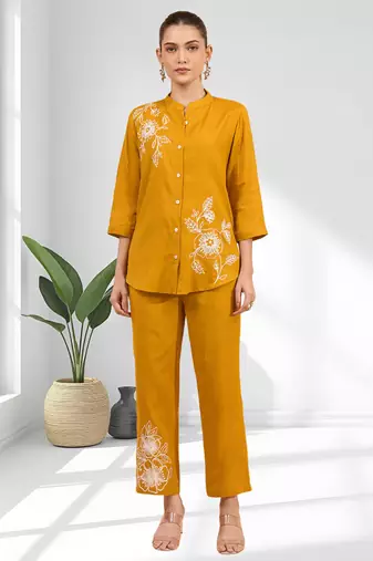 Women's cotton, linen mustard embroidered short kurta with pant