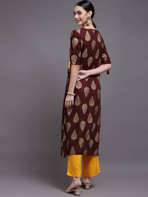 Women brown printed rayon kurta 4