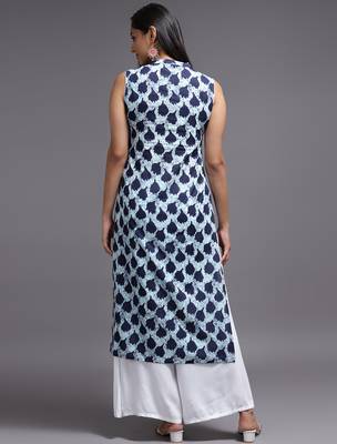 Women blue printed rayon kurta 3