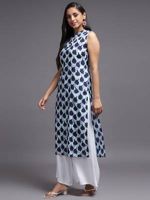 Women blue printed rayon kurta 4