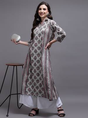 Women pink printed cotton kurta 3