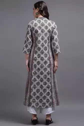 Women pink printed cotton kurta