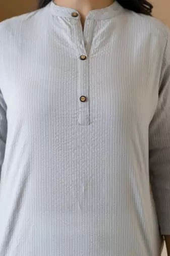 Women grey plain katha kurta
