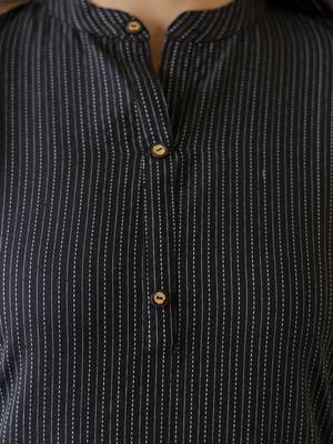 Women blue plain katha kurta 5