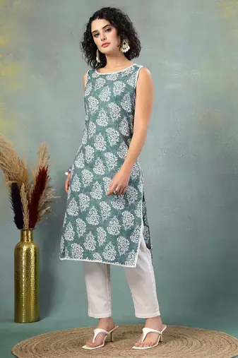 Blue floral printed cotton straight kurta for women