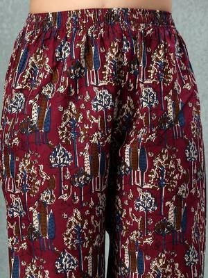 Maroon floral printed cotton stitched a-line kurta set with pyjama for women 5