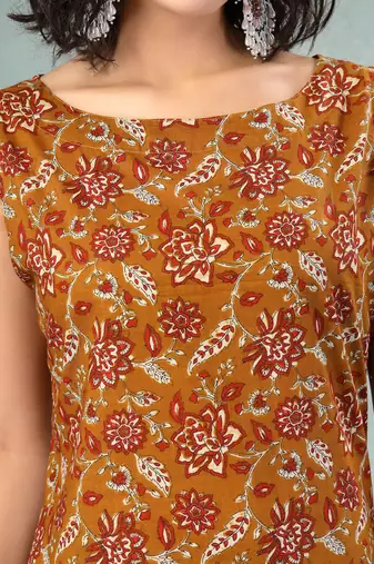 Brown floral printed cotton straight kurta for women