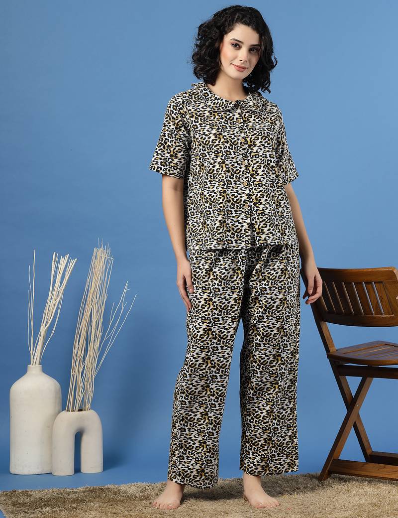 Multicolor printed cotton peter pan collar co-ord night suit for women