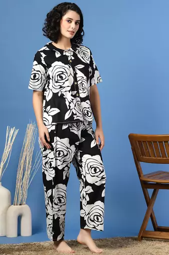 Black printed cotton peter pan collar co-ord night suit for women