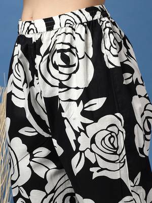 Black printed cotton peter pan collar co-ord night suit for women 5