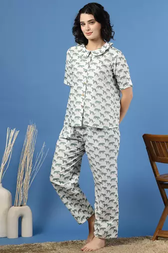 White printed cotton peter pan collar co-ord night suit for women