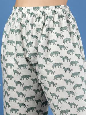 White printed cotton peter pan collar co-ord night suit for women 5