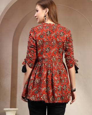 red floral printed cotton flared top for women 4