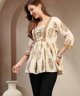 Off-white floral printed cotton flared top for women 3