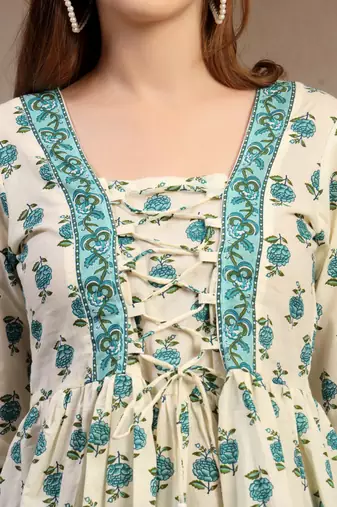 Off-white floral printed cotton flared top for women