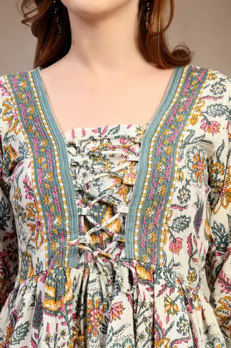 White floral printed cotton flared top for women