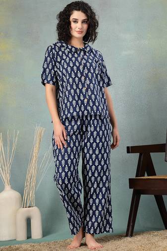 Blue printed cotton peter pan collar co-ord night suit for women