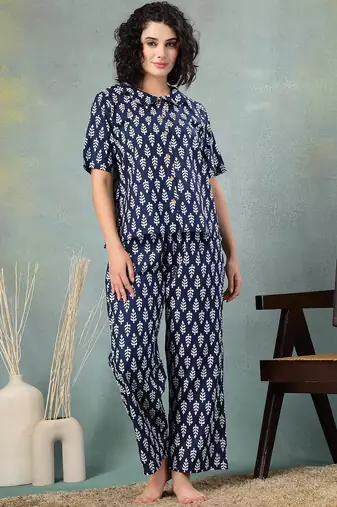 Blue printed cotton peter pan collar co-ord night suit for women