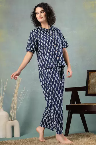 Blue printed cotton peter pan collar co-ord night suit for women