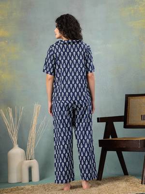 Blue printed cotton peter pan collar co-ord night suit for women 4