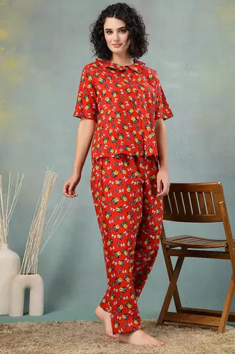 Red printed cotton peter pan collar co-ord night suit for women