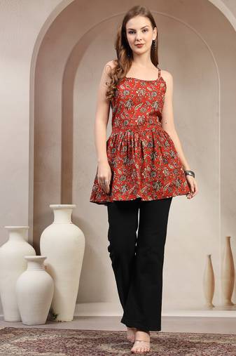 Red floral printed cotton flared top for women