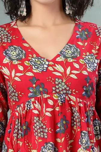 Red floral printed cotton flared top for women