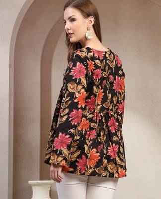 Black floral printed cotton flared top for women 4
