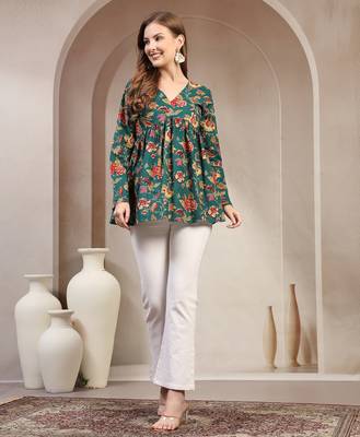 Green floral printed cotton flared top for women 1