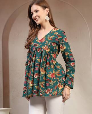 Green floral printed cotton flared top for women 3
