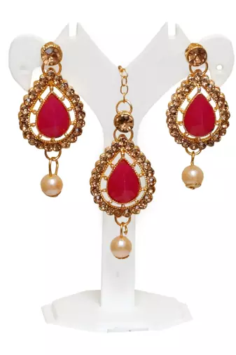 Maroon, green, and lct agate stone necklace set with earrings and maang tikka (gold plated)