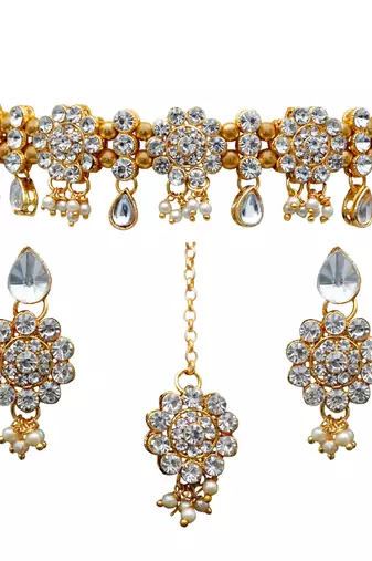 White agate stone necklace set with earrings and maang tikka (gold plated)
