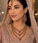 Maroon color necklace set with earrings and maang tikka – agate stone, antique gold plating
