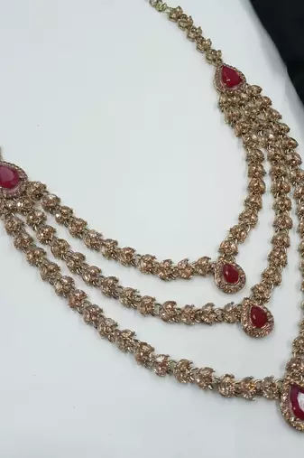 Maroon color necklace set with earrings and maang tikka – agate stone, antique gold plating