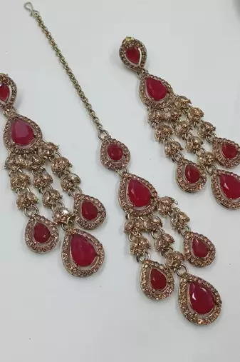 Maroon color necklace set with earrings and maang tikka – agate stone, antique gold plating