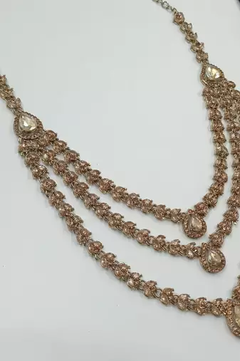 Champagne color necklace set with earrings and maang tikka – agate stone, antique gold plating