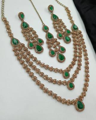 Green color necklace set with earrings and maang tikka     agate stone, antique gold plating 2