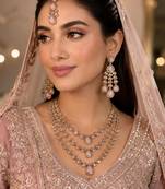 Baby pink color necklace set with earrings and maang tikka – agate stone, antique gold plating