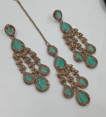 Pista color necklace set with earrings and maang tikka     agate stone, antique gold plating 3