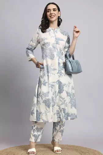 Women cream printed rayon kurta pant set