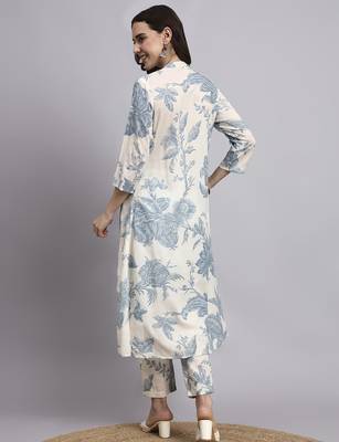 Women cream printed rayon kurta pant set 4