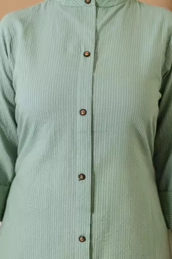 Women green plain katha kurta set