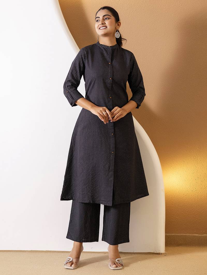 Women black plain katha kurta set