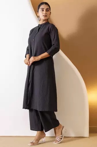 Women black plain katha kurta set