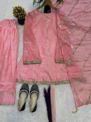 Graceful baby pink festive wear farshi salwar suit 5
