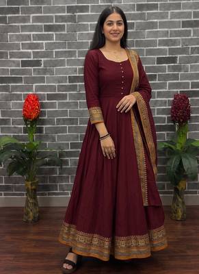  maroon solid anarkali kurta with traditional golden border dupatta set 4
